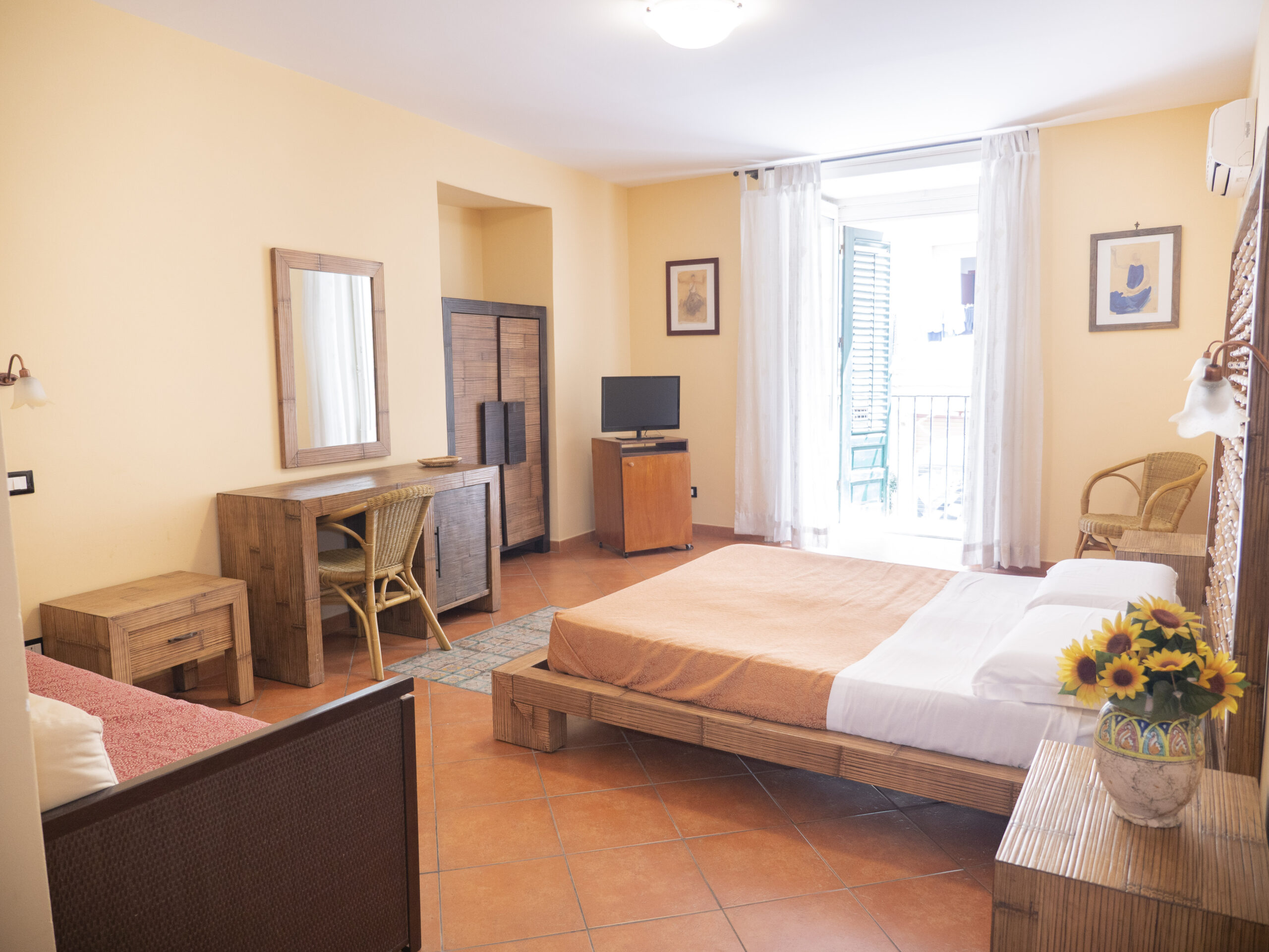 Kalamarina | rooms in Palermo